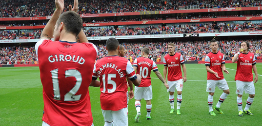 拜仁发布赛前预热海报：阿芳、杰克逊出镜（拜仁赛前海报出炉：阿芳、杰克逊亮相）