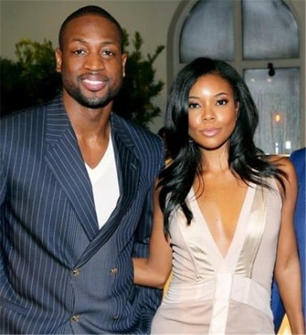 首尔外援后卫亚赞：能够限制住费利佩并不是我一个人的功劳（首尔外援后卫亚赞：防住费利佩是全队的功劳）