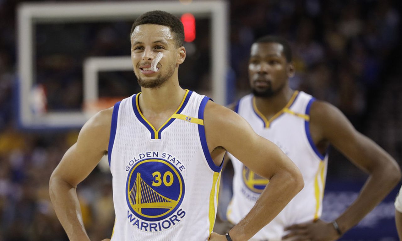 收官战主场对阵海港，英博向球迷发布文明观赛倡议书（主场收官战迎海港，英博发布文明观赛倡议）