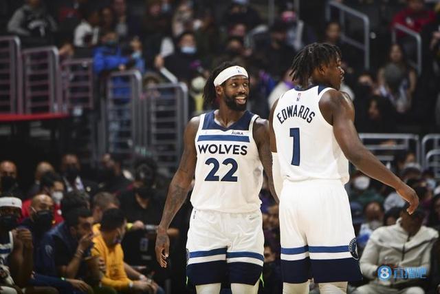 王博豪：那次射门机会我应该打上角；欧洲联赛对我锻炼大（王博豪：那次射门本应打向上角；欧洲联赛让我收获良多）