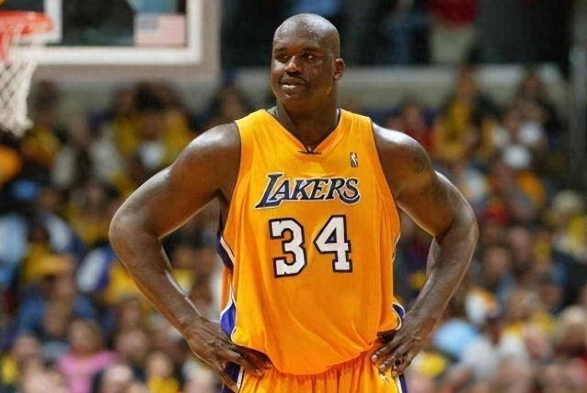 西班牙U21队11月大名单：莫斯克拉领衔，贡萨洛、吉乌在列（西班牙U21十一月征召名单：莫斯克拉领军，贡萨洛与吉乌入选）