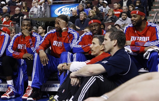 逆天，挪威甲门将点球大战一脚将摆好的球踢走以干扰对方（挪威甲门将在点球大战中踢走摆好的球干扰对手）