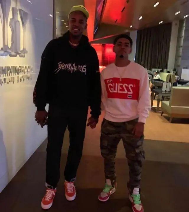 外媒：马拉多纳的宝马i8进行拍卖，起拍价1万欧元（外媒报道：马拉多纳名下宝马i8开拍，起拍价1万欧元）