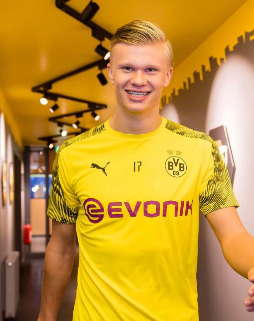 杜兰特：你永远都不知道阿门每晚会做些什么，因为他无所不能