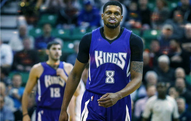 天空体育：那不勒斯希望引进马赛前锋格林伍德（天空体育称那不勒斯有意签下马赛前锋格林伍德）