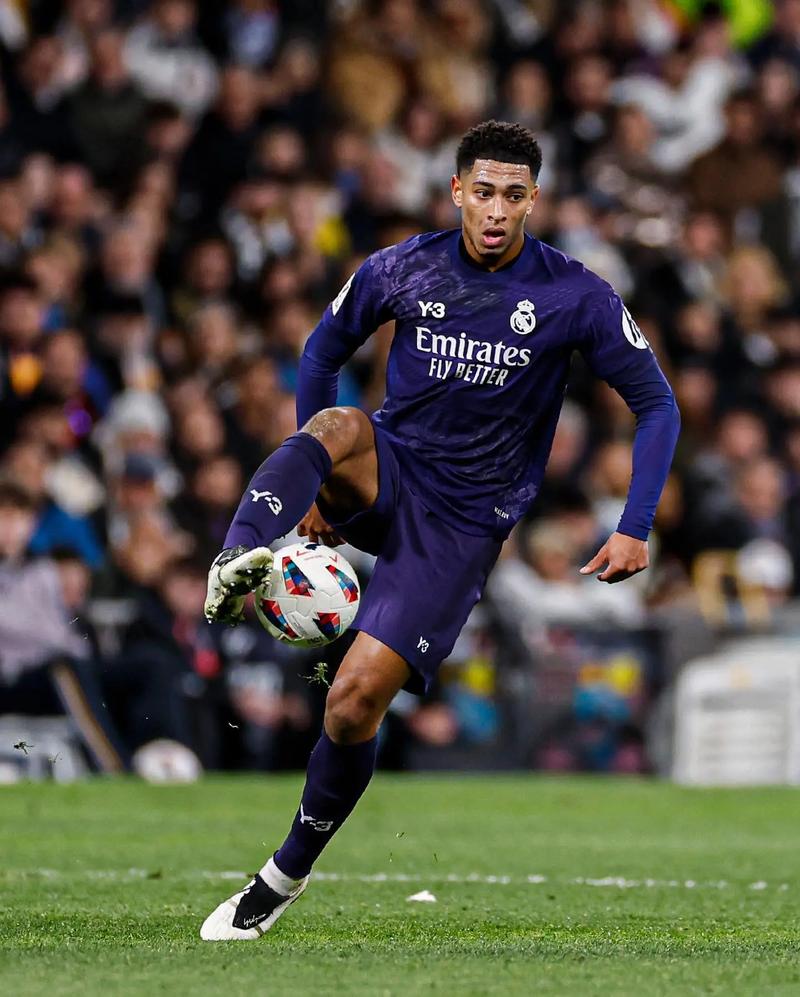 CBA季后赛前瞻：广东男篮争夺冠军,（CBA季后赛展望：广东男篮剑指总冠军）