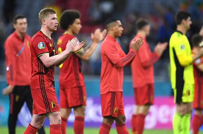 罗马名宿贾尼尼：佩7去尤文、米兰都能当主力，他配得上续约（罗马名宿贾尼尼：佩7无论赴尤文还是米兰都可锁定主力，续约实至名归）