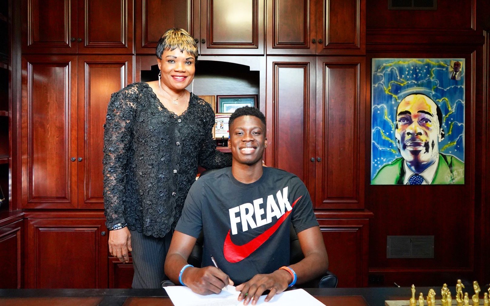 尤文vs帕福斯大名单：伊尔迪兹领衔，布雷默、鲁加尼伤愈归队（尤文战帕福斯出征名单：伊尔迪兹领衔，布雷默、鲁加尼伤愈复出）