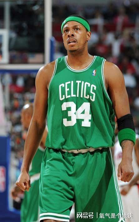 泰山纪念建队32周年，队史5次夺顶级联赛冠军，8次足协杯冠军（泰山队庆祝成立32周年：队史5夺顶级联赛桂冠、8捧足协杯）